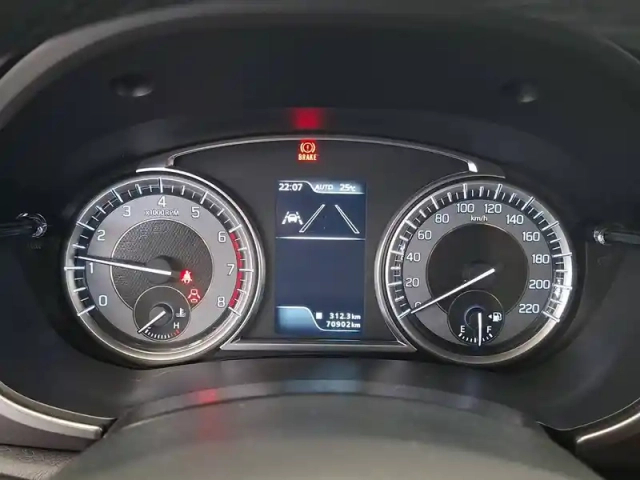 Suzuki Vitara 1.0 boosterjet — photo 21