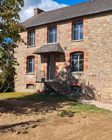 Jolie maison en pierre