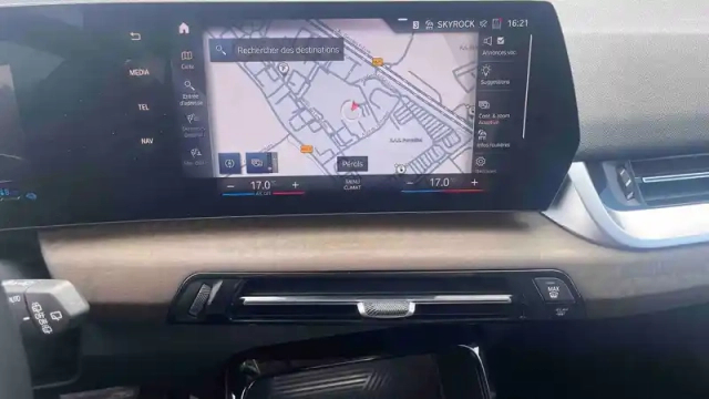 Bmw Serie 2 active tourer 225e xdrive 245 ch dkg7 — photo 8