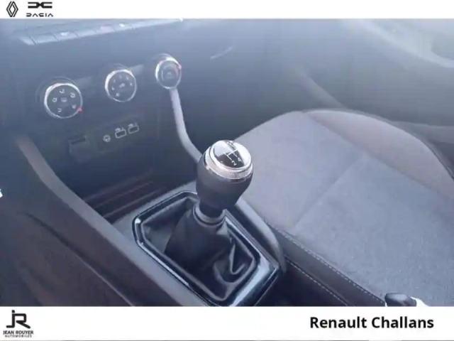 Renault Clio 1.0 sce 65ch evolution — photo 6