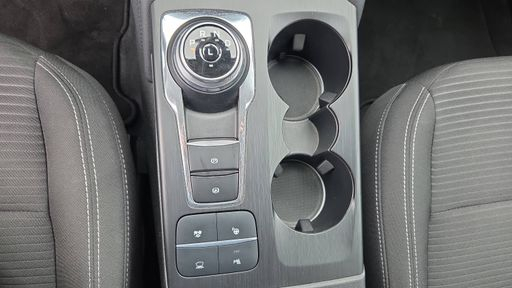 Ford Kuga 2.5 Duratec 190 Flexifuel Hybrid CVT - Titanium – 2023 – 51567 km – Hybride essence bioéthanol – Boîte Automatique — photo 34