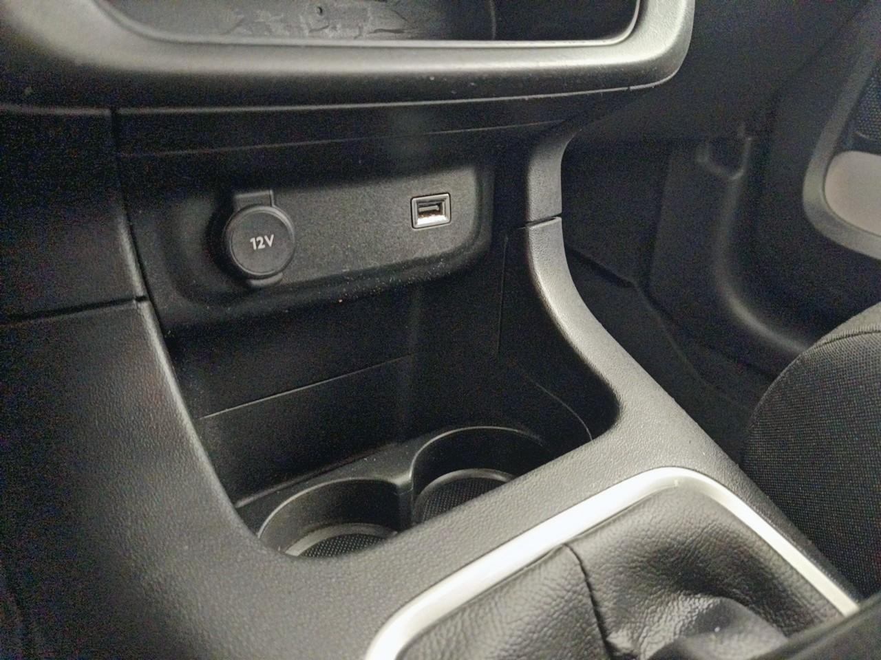 Citroën C3 puretech 83 ch bvm5 max — photo 27