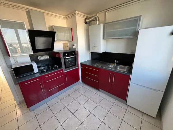 Appartement T3 meublé - Le Mans Oasis-Maroc - 75 m² - Cave - Parking privatif
