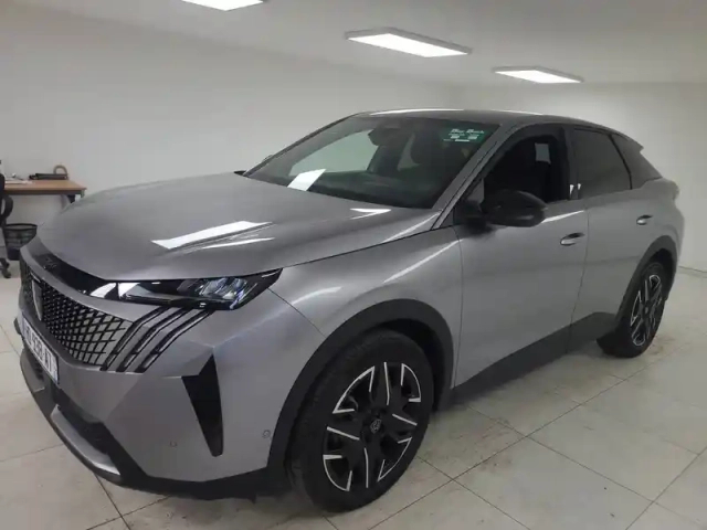 Peugeot 3008 hybrid 145 e-dcs6