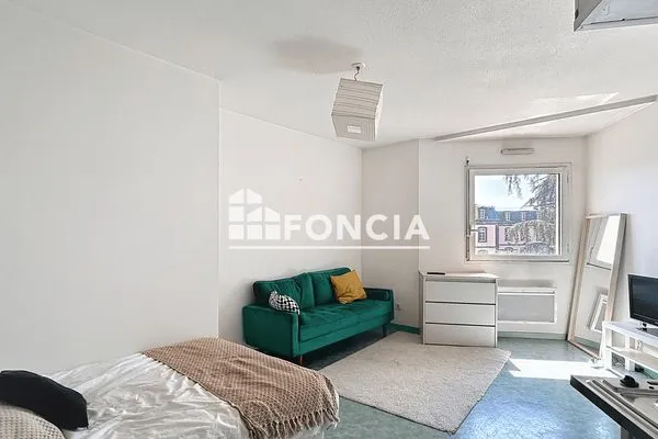Studio 1 pièce 25 m²