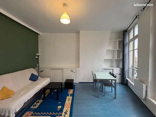 Studio 1 pièce 25 m²