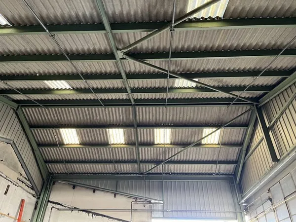 Immeuble industriel 12000 m²