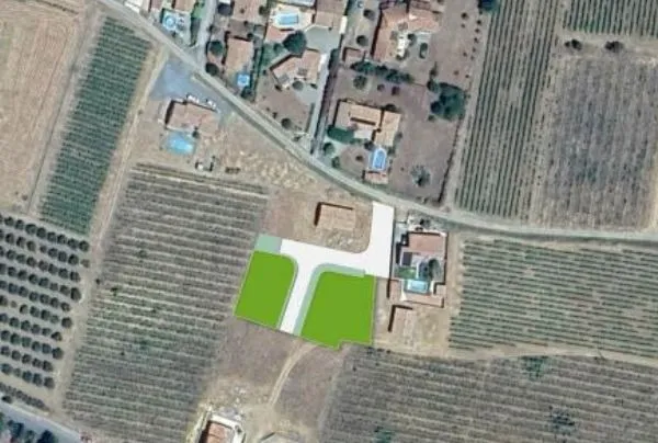Terrain 842 m² Azille
