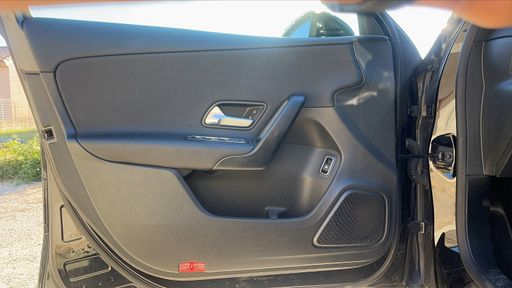 Mercedes Classe A 250 218 8G-DCT - Style Line – 2022 – 65991 km – Hybride essence – Boîte Automatique — photo 25