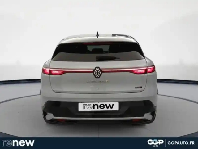 Renault Megane e-tech electric 220ch techno autonomie confort -24 — photo 4