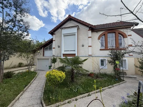 Pavillon exceptionnelle limite Livry-Gargan