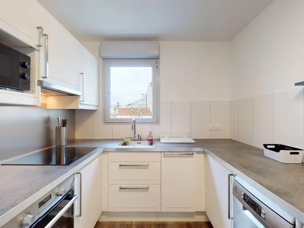 Colocation à Saint-Ouen-sur-Seine : Appartement de