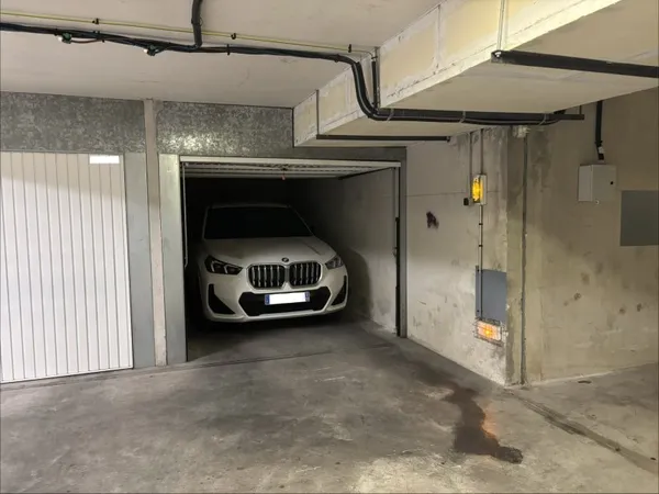 Loue parking
