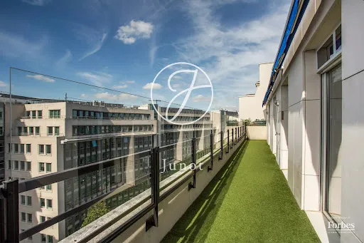 Appartement 4 pièces 81 m²