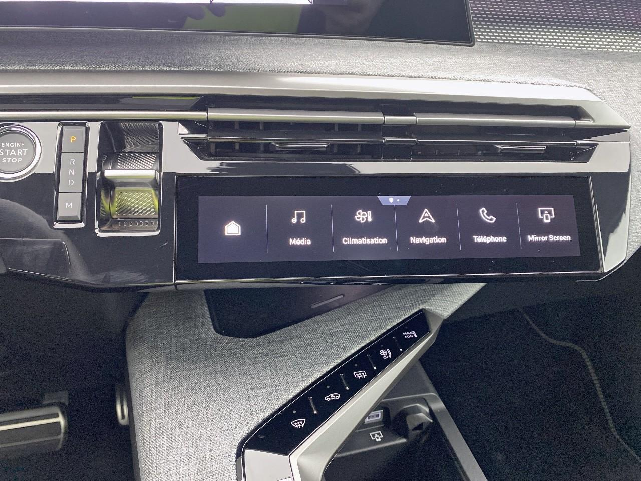 Peugeot 3008 hybrid 145 e-dcs6 gt — photo 17