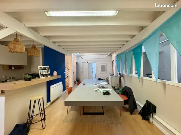 Bureaux 291 m²