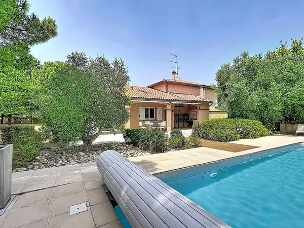 Maison 6 pièces 180 m²