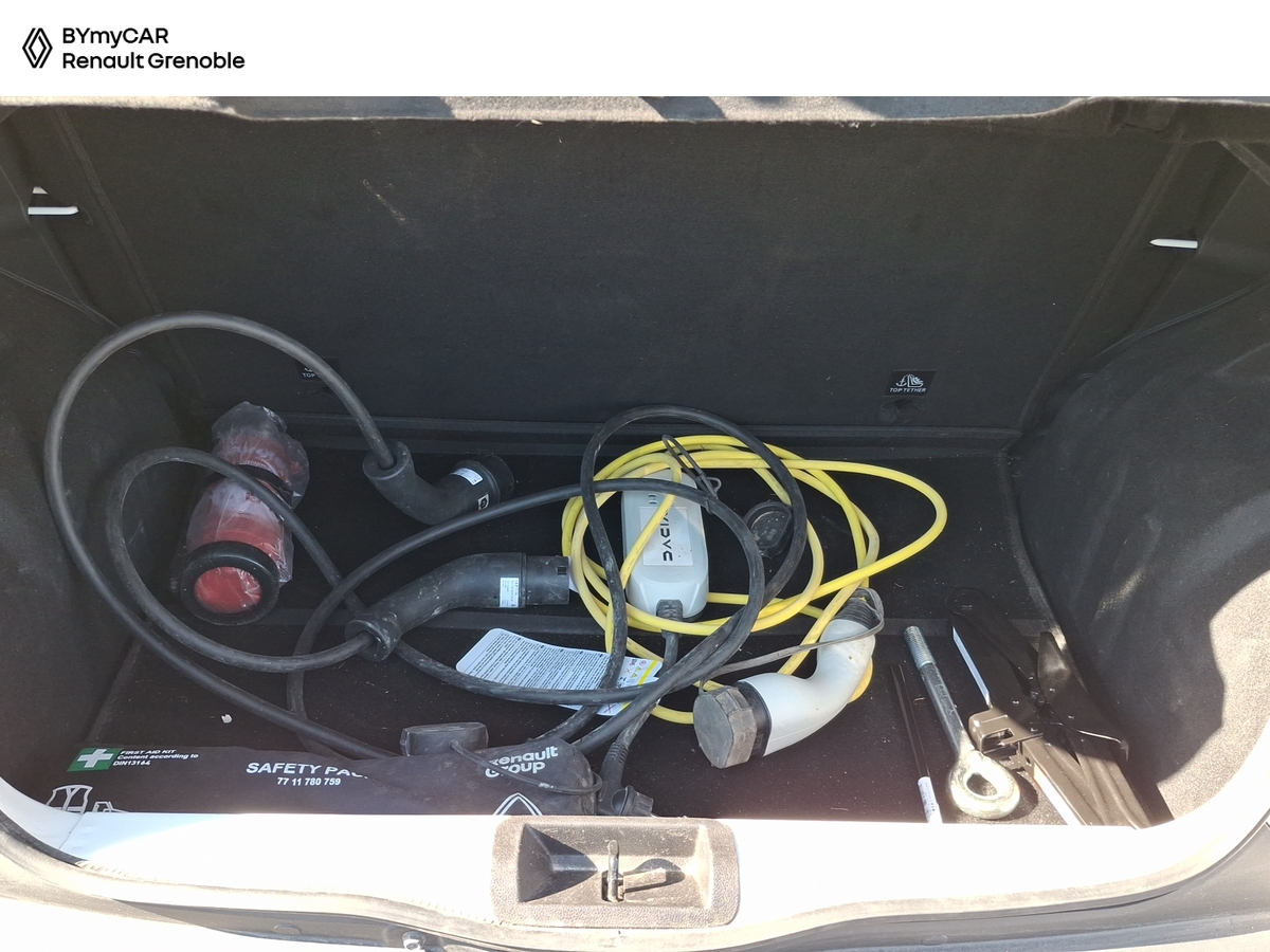 Dacia Spring — photo 13