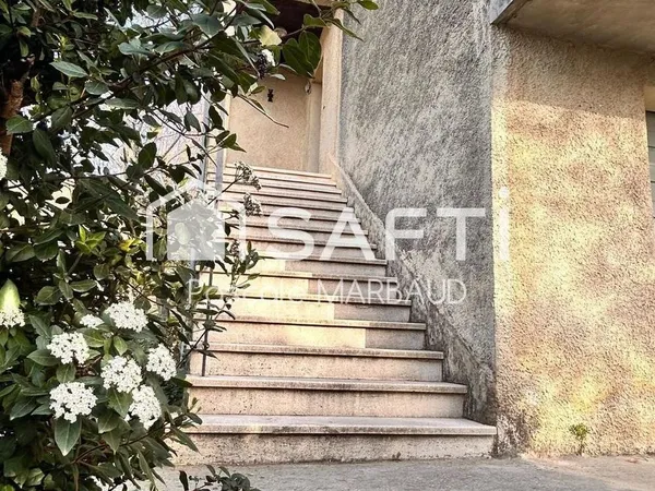 villa de 125 m² en R+1, double garage sur 516 m² Clos
