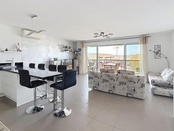 Appartement 2 pièces 80 m²
