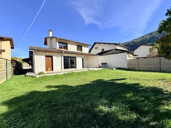 Maison 5 pièces 100 m²