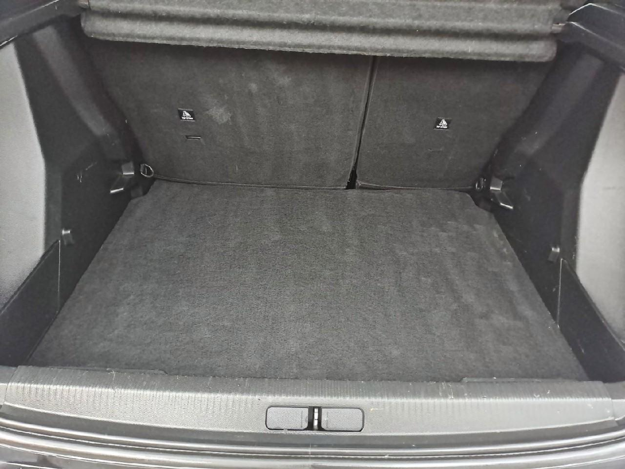 Peugeot 2008 puretech 100 s&s bvm6 active pack — photo 6