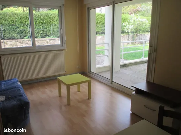 Meublé 1 pièce 27 m²