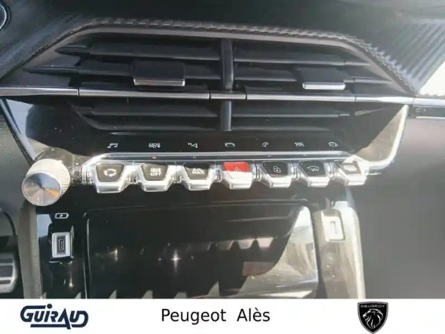 Peugeot 2008 puretech 130 s&amp;s eat8 — photo 17