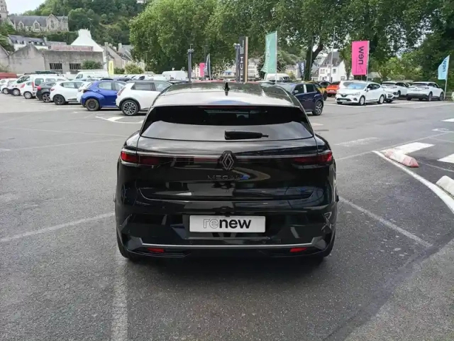 Renault Megane e-tech 220 ch autonomie confort — photo 5