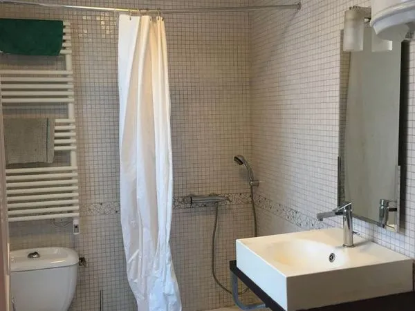 Location Appartement 2 pièces 37 m² (emplacement idéale)