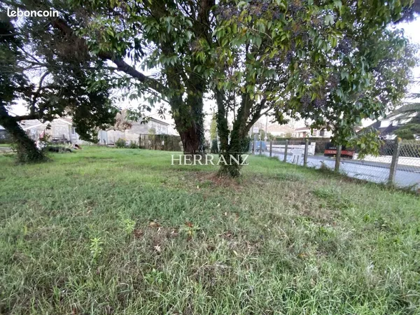 Terrain 310 m² Libourne