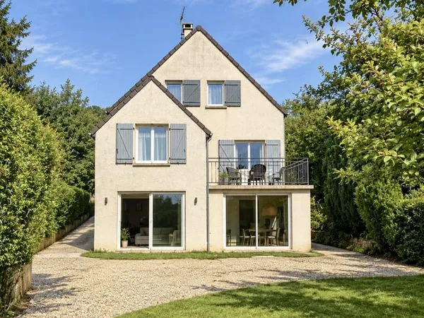 Maison 5 pièces 106 m²