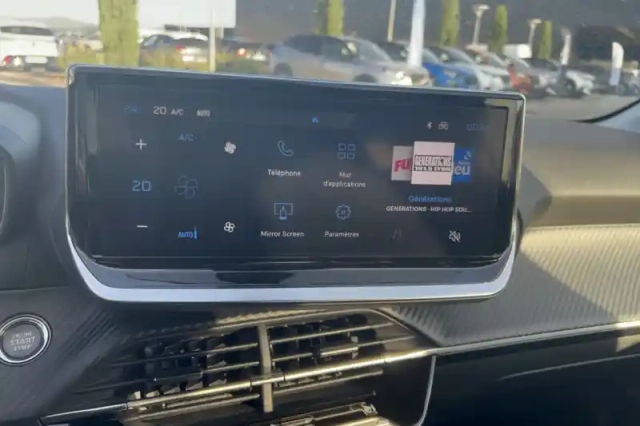 Peugeot 208 100 s&amp;s bvm6 — photo 38