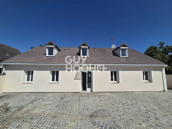 MAISON FAMILIALE PROCHE TOUT COMMERCE