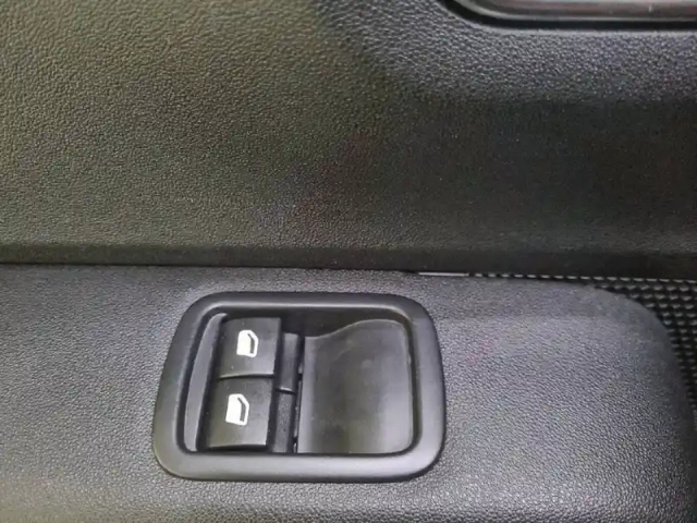 Citroën C3 puretech 83 s&amp;s bvm5 — photo 31