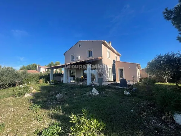 Maison 5 pièces 166 m²