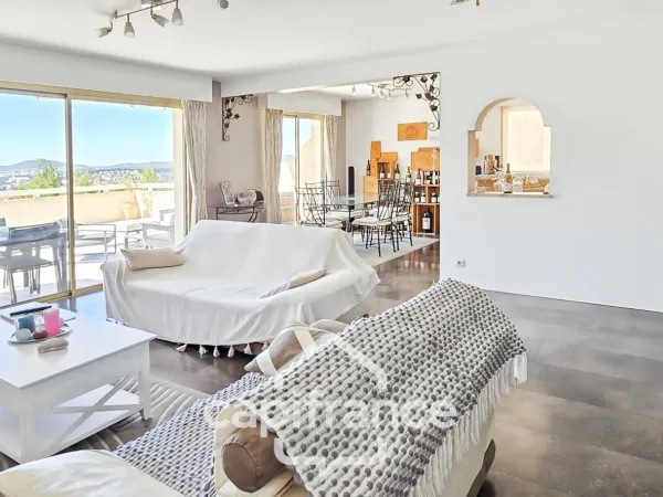 Appartement 6 pièces 197 m²