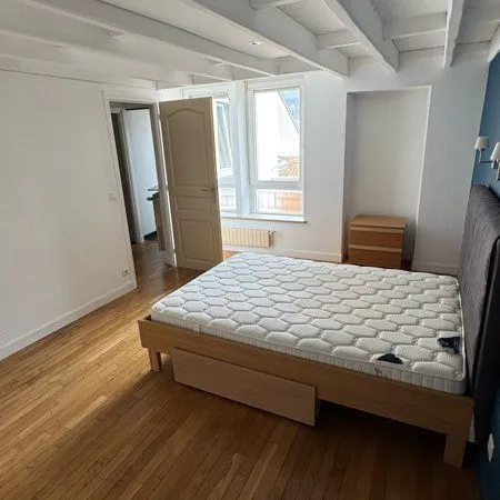 Maison 100m2 avec terrasse château de bas
