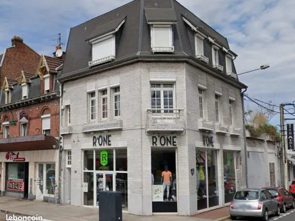 Local commercial 139 m²