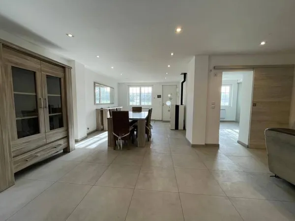 Maison 5 pièces 156 m²
