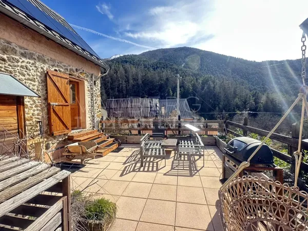 BERGERIE RENOVEE PROCHE VALBERG