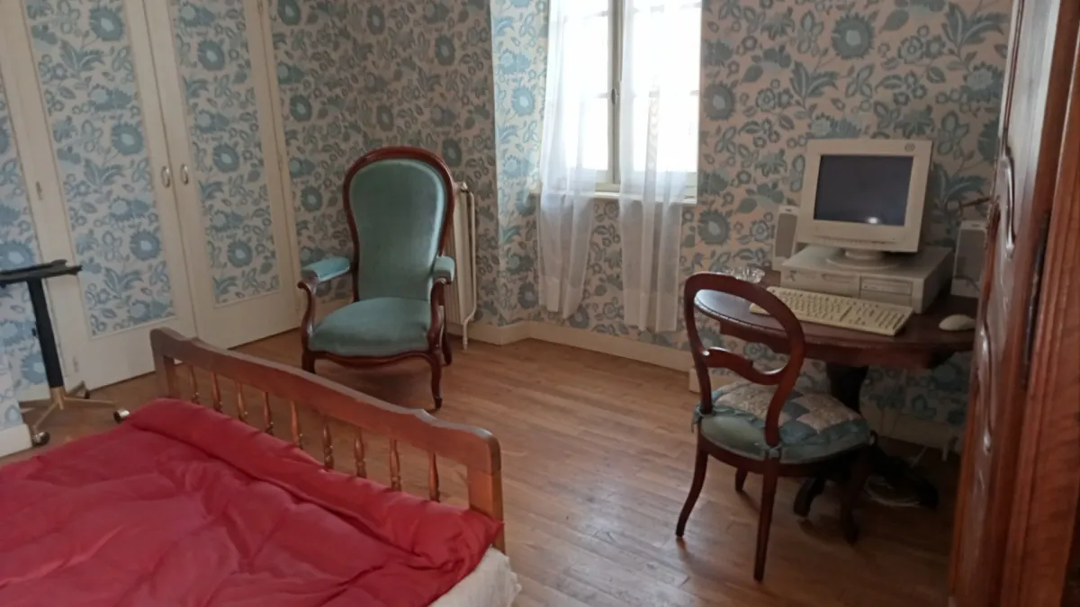 Photo 5