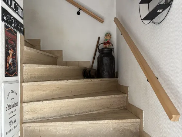 Maison familiale 5 pièces à vendre avec grands garages, jardin et combles aménageables - Cons-la-gra