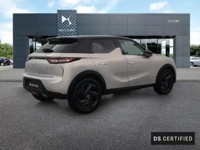 Ds Ds 3 ds3 crossback puretech 130 eat8 performance line+ — photo 2