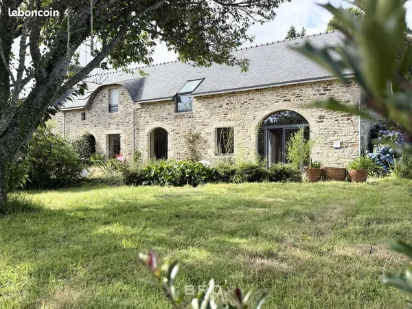 Propriété 9 pièces 260 m²