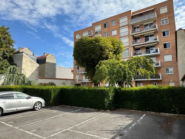 Studio 1 pièce 16 m²