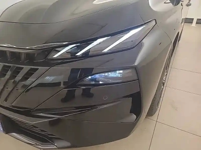 Peugeot 308 sw hybrid 145 e-dcs6 — photo 16