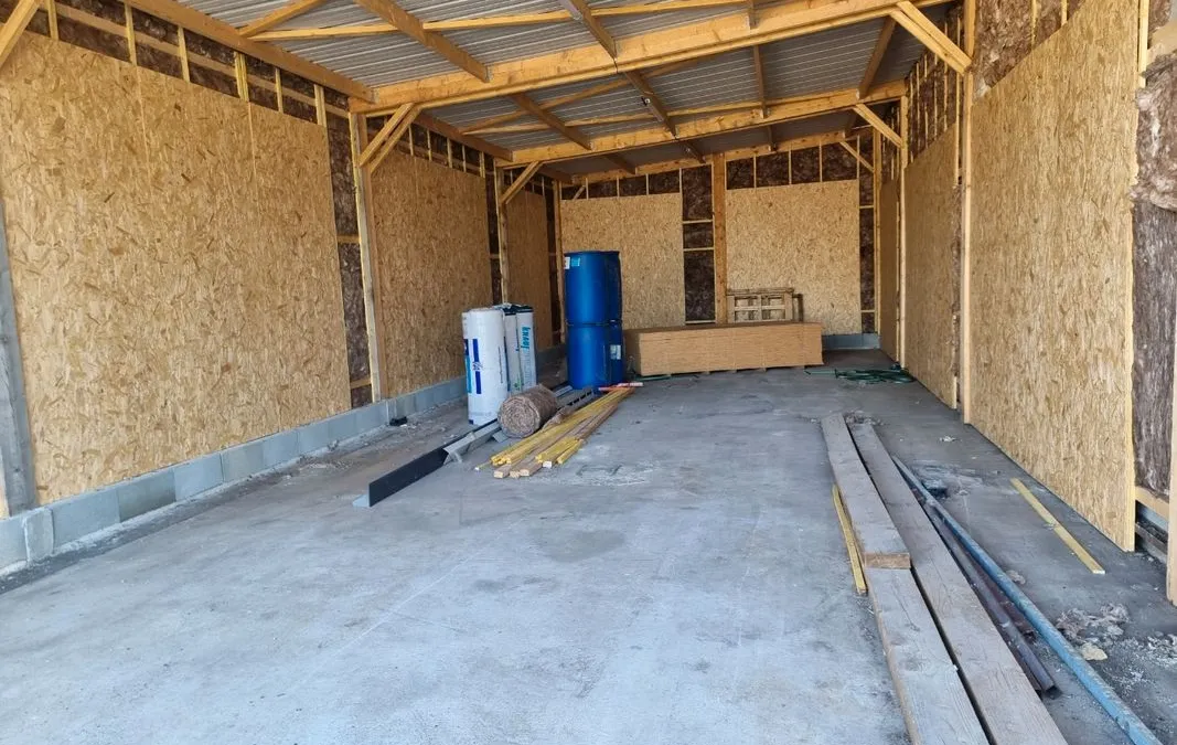 Photo 1