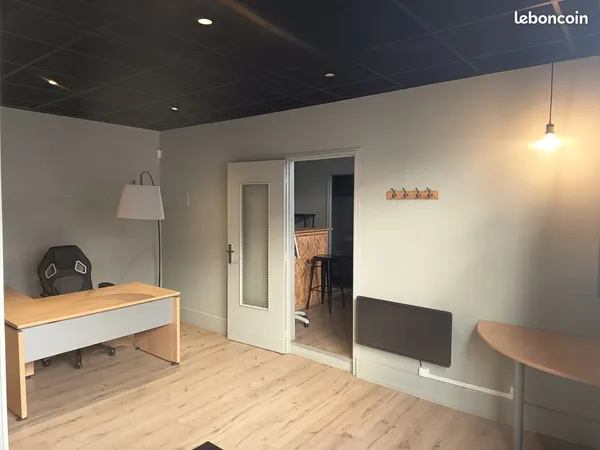 Local Bureaux & Commerces à louer 45m2