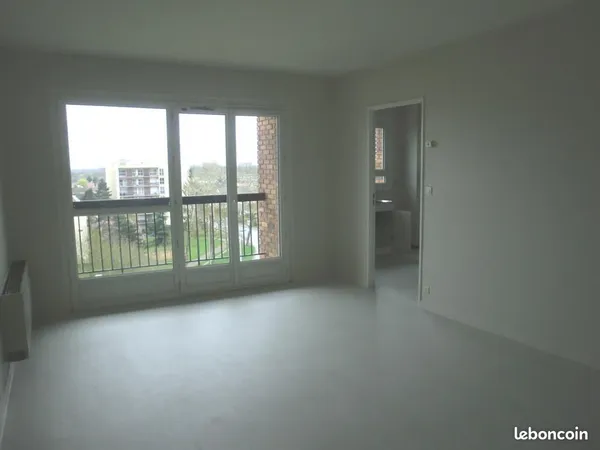 Studio 1 pièce 34 m²